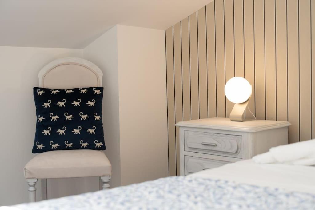 Sunset Terrace - Beachfront Apartment With Private Parking نازاريه المظهر الخارجي الصورة