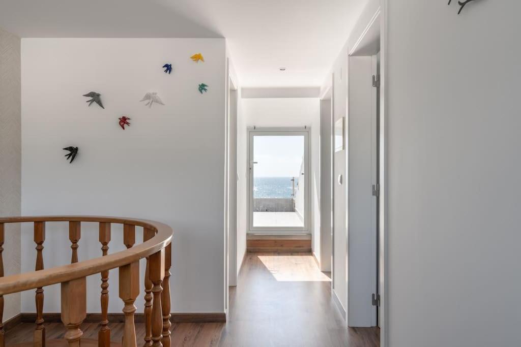 Sunset Terrace - Beachfront Apartment With Private Parking نازاريه المظهر الخارجي الصورة