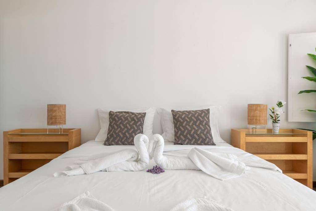 Sunset Terrace - Beachfront Apartment With Private Parking نازاريه المظهر الخارجي الصورة
