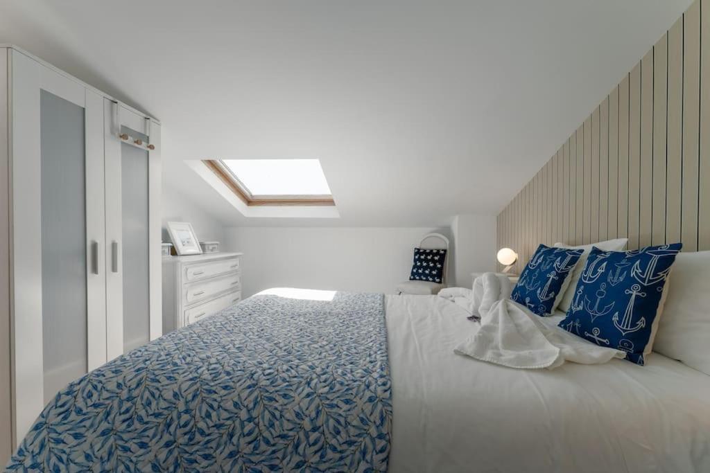 Sunset Terrace - Beachfront Apartment With Private Parking نازاريه المظهر الخارجي الصورة